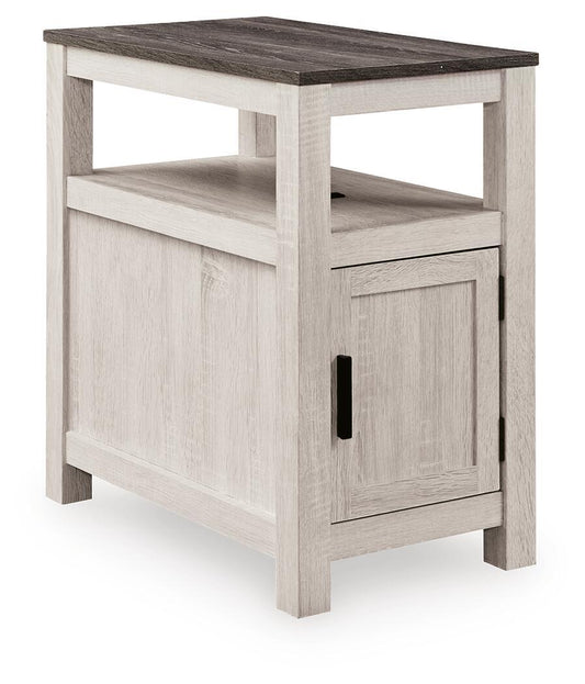 Fendenmore - Chair Side End Table by Ashley – view 2