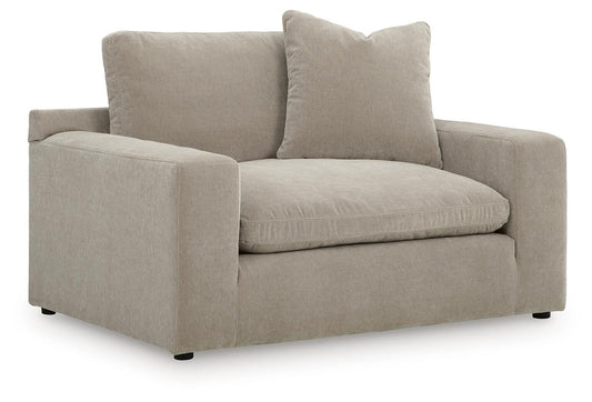 Maxton Heights - Chair And A Half – view 2