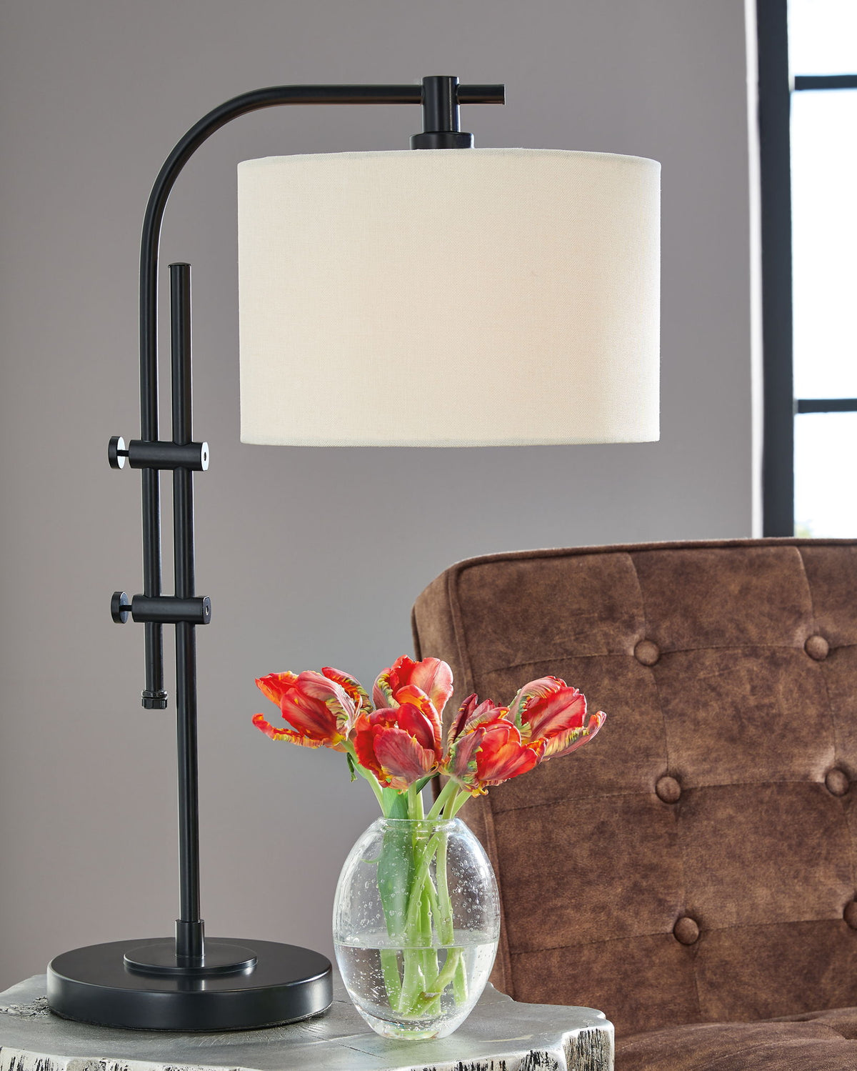 Baronvale - Metal Accent Lamp by Ashley – view 6