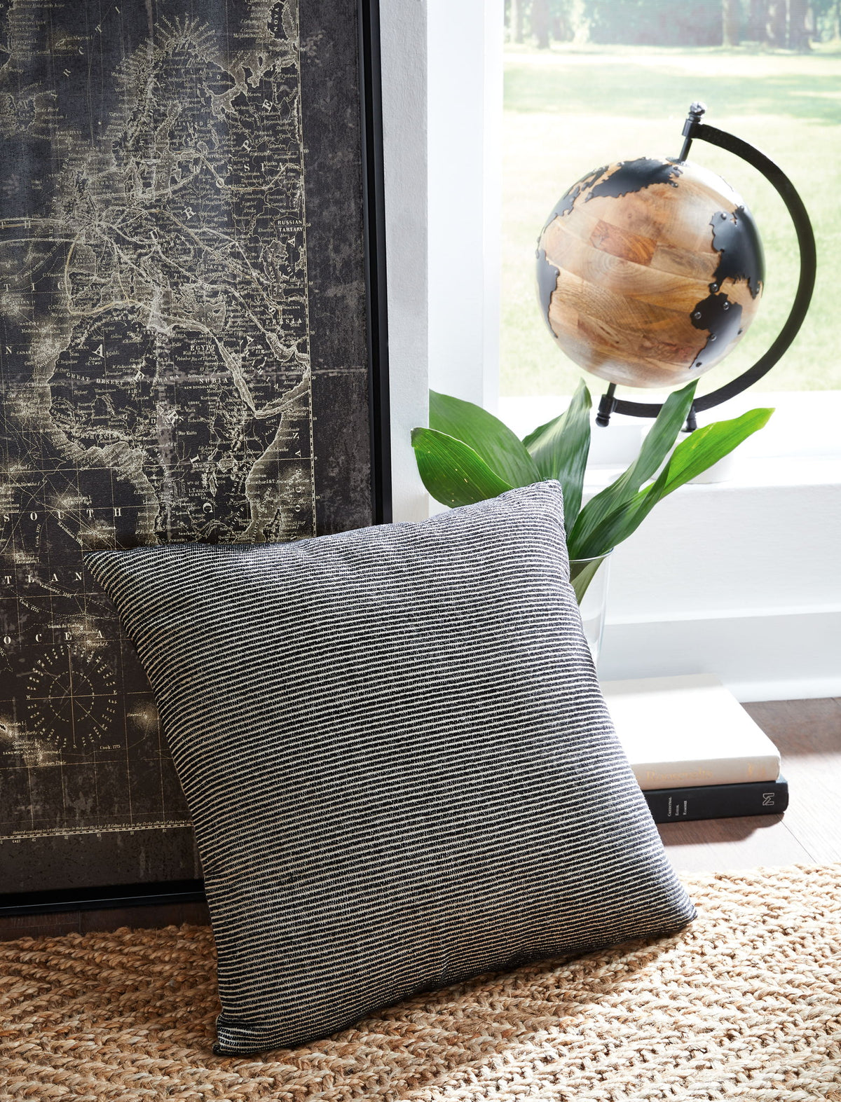 Edelmont - Pillow by Ashley – view 4