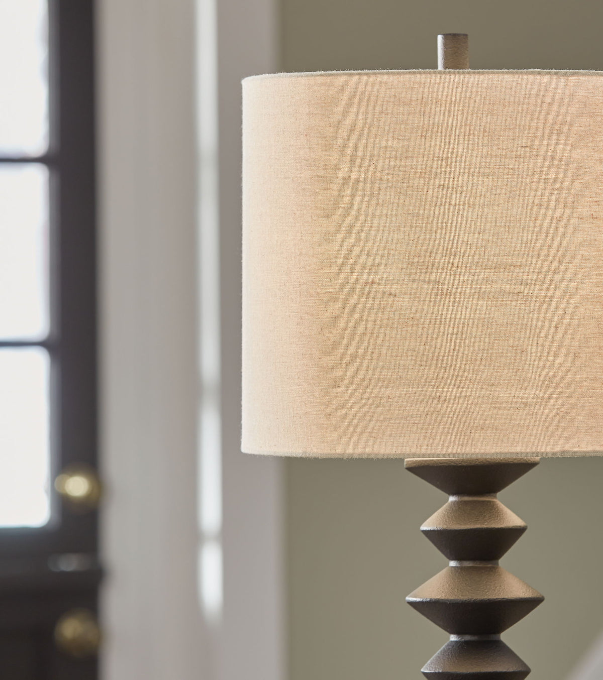 Luanndon - Poly Buffet Lamp - Black by Ashley – view 4