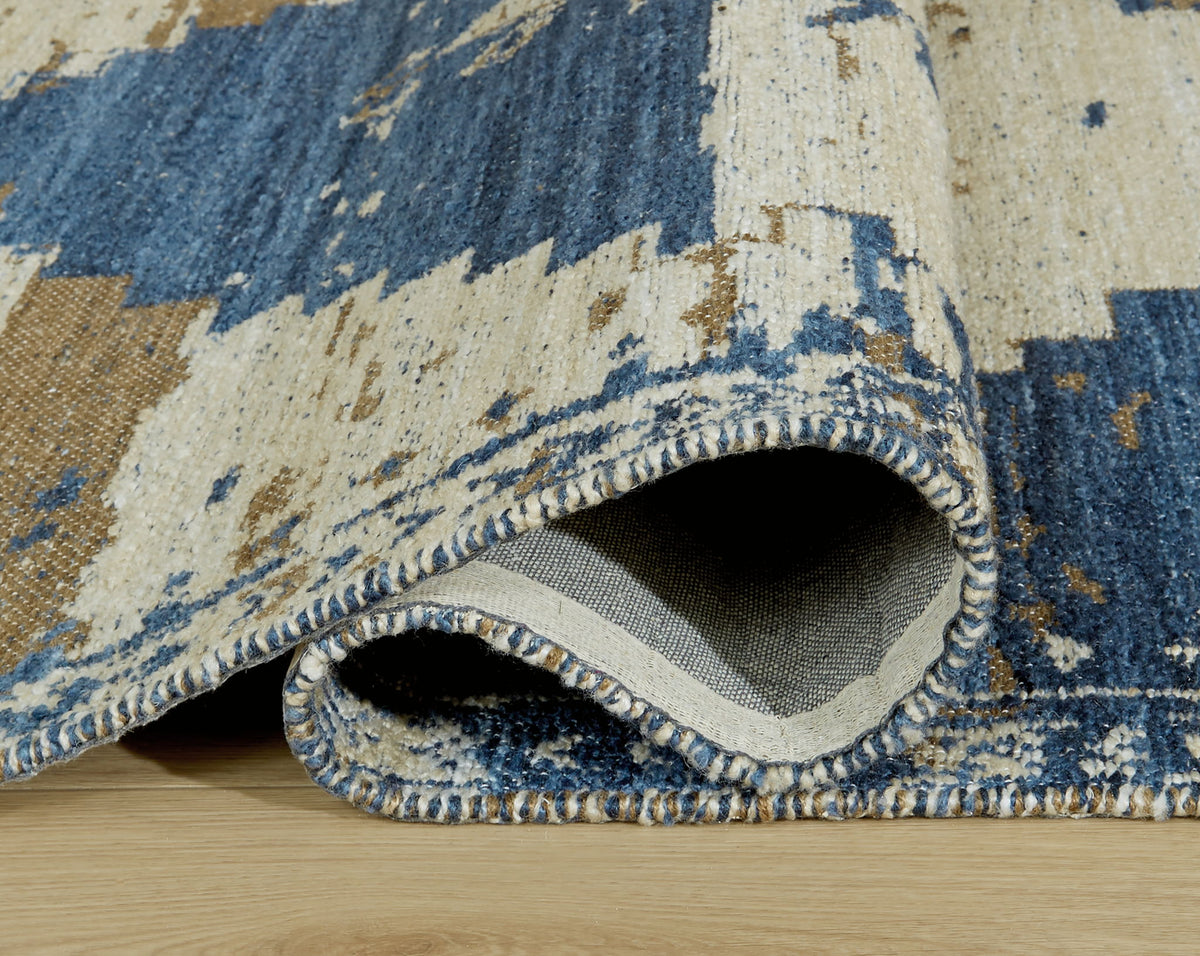 Varnler - Rug by Ashley – view 3