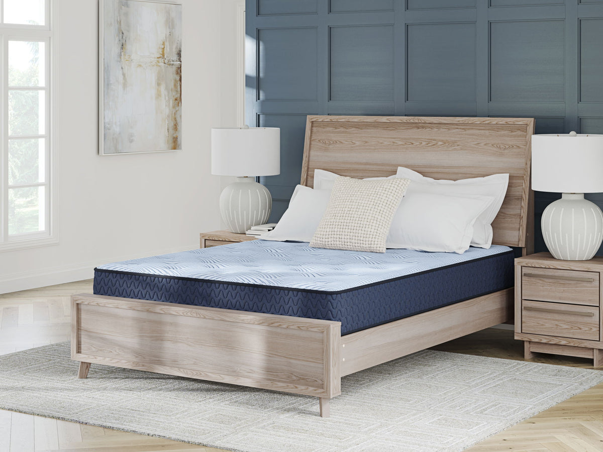Peak 2.0 10 Hybrid - Mattress by Ashley – view 2