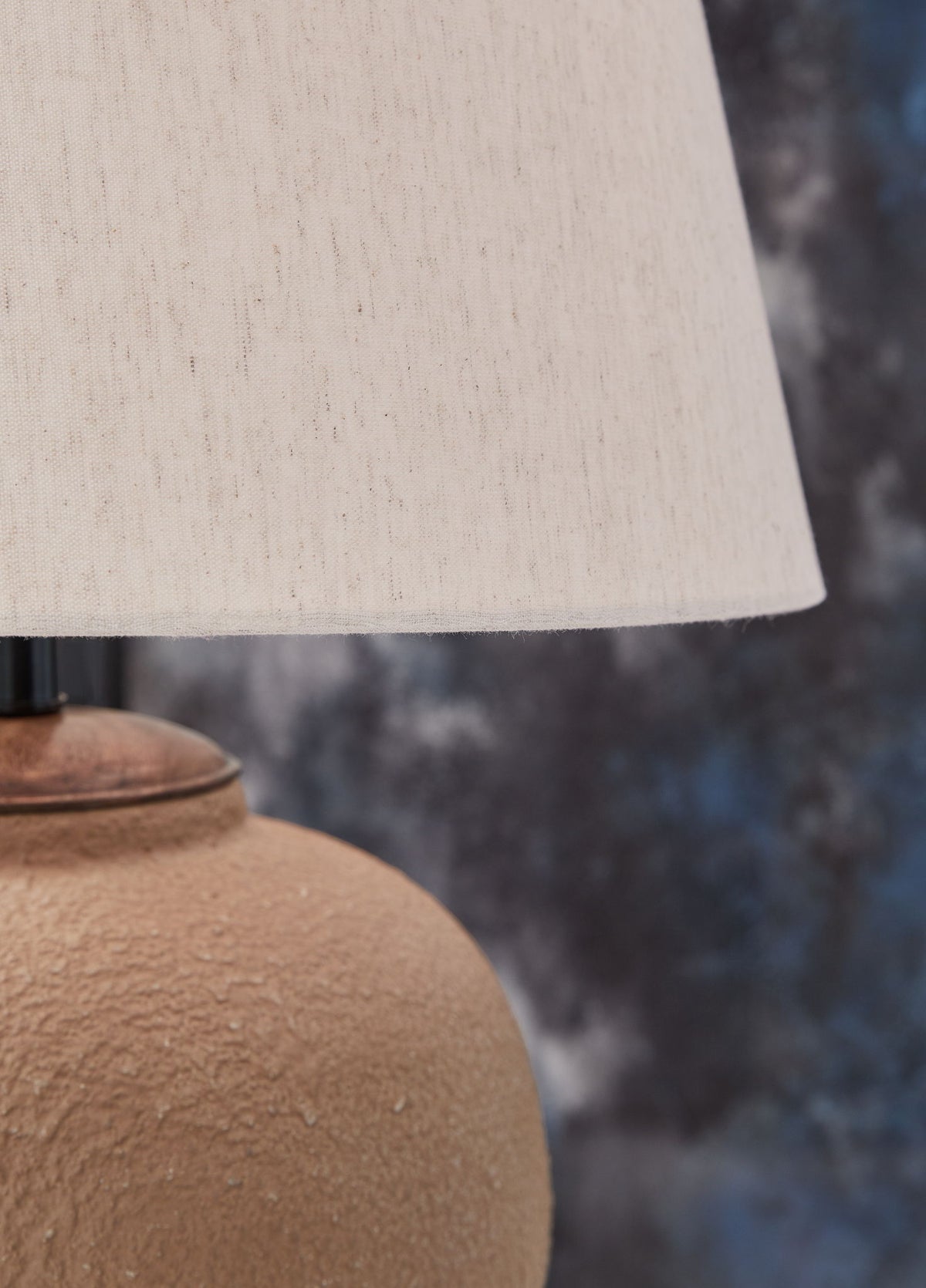 Scantor - Metal Table Lamp - Rust by Ashley – view 3