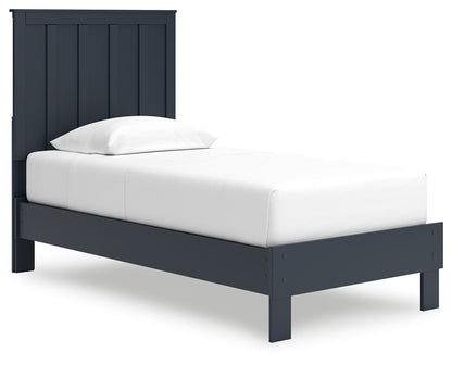 Simmenfort - Platform Bedroom Set by Ashley – view 2