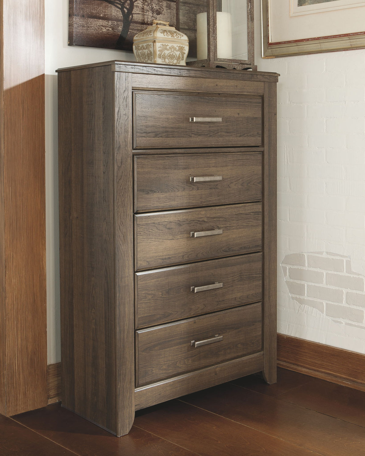 Juararo - Poster Bedroom Set by Ashley – view 2