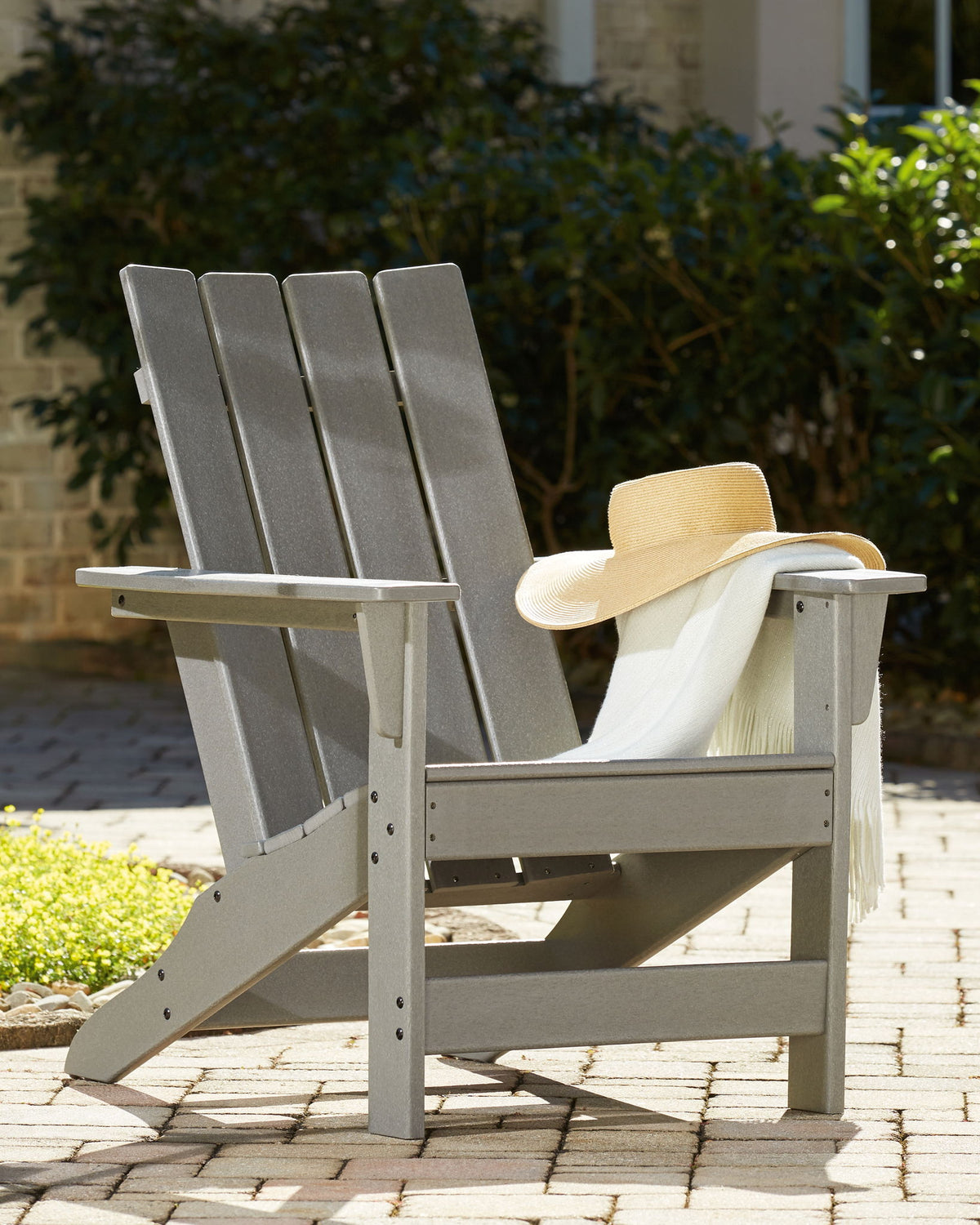 Visola - Adirondack Chair - Gray by Ashley – view 3