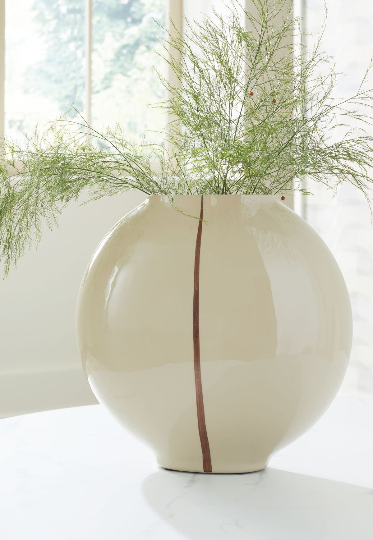 Sheabourne - Vase by Ashley – view 3