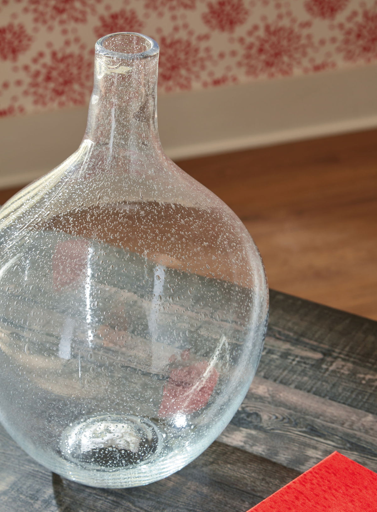 Kurthorne - Vase by Ashley – view 5