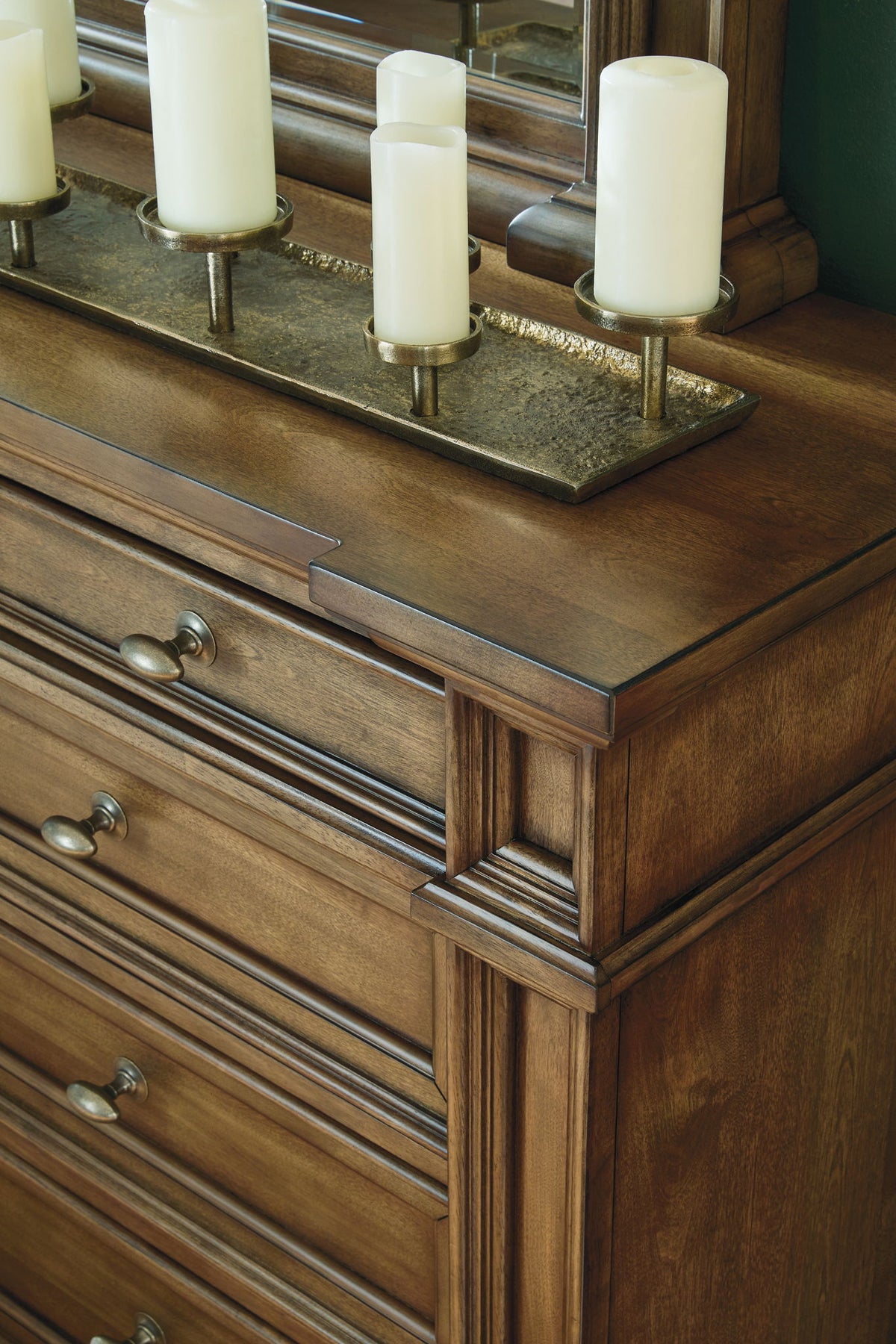 Frantanna - Dresser by Ashley – view 3