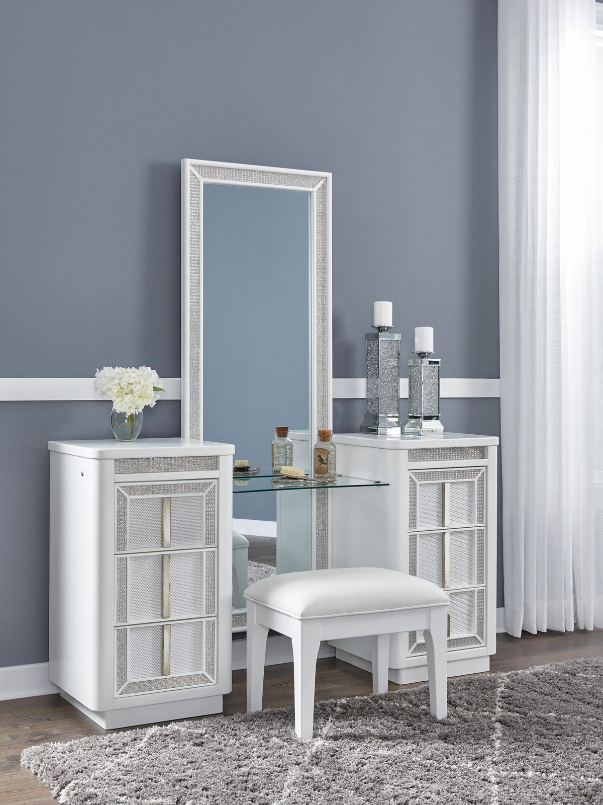 Chalanna - Vanity With Mirror - White by Ashley – view 2
