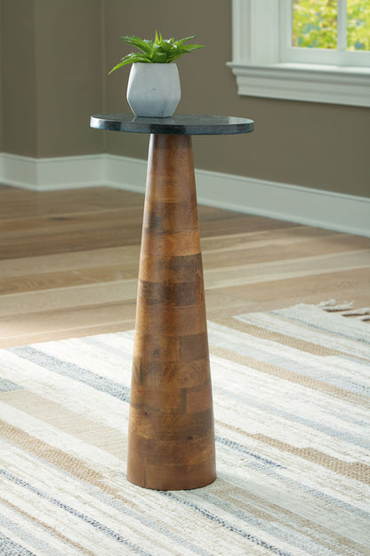 Quinndon - Accent Table - Brown / Black by Ashley – view 2