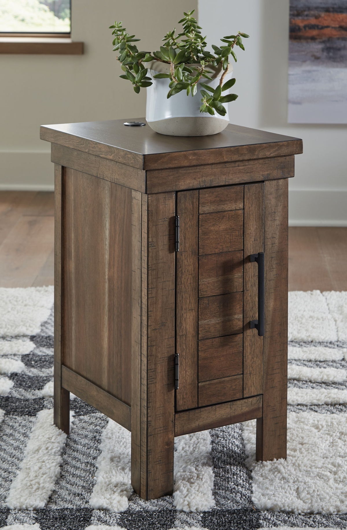 Moriville - Chair Side End Table - Grayish Brown by Ashley – view 3