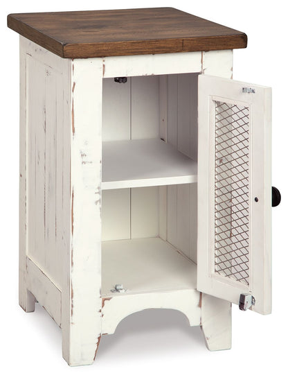 Wystfield - Chair Side End Table - White / Brown by Ashley – view 3