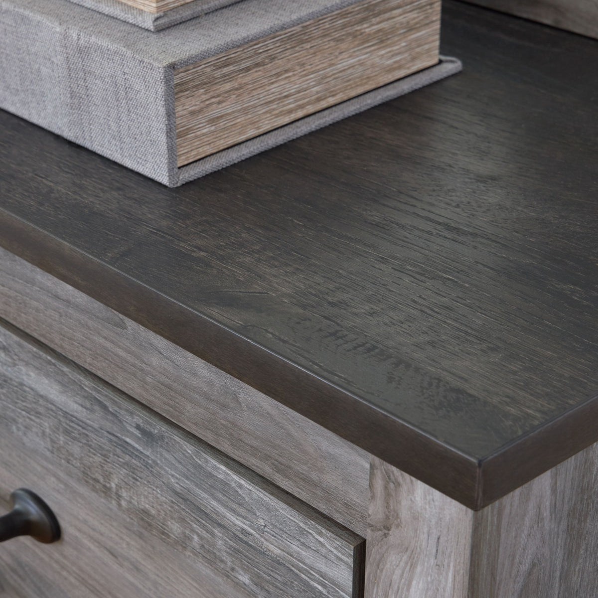 Bronyan - Dresser by Ashley – view 4
