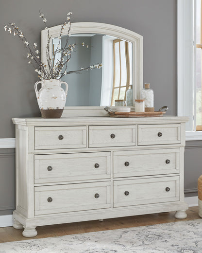 Robbinsdale - Dresser, Mirror - Antique White by Ashley – view 3