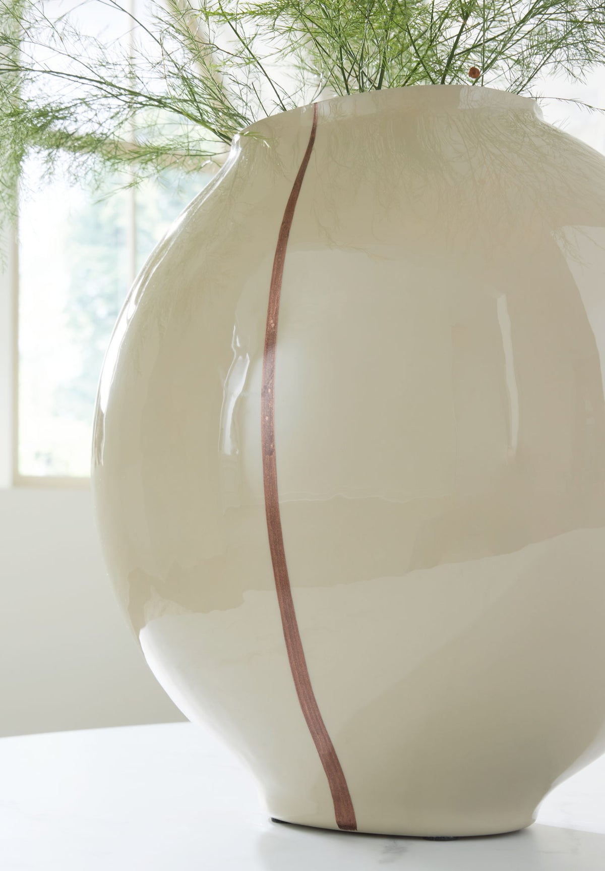 Sheabourne - Vase by Ashley – view 5