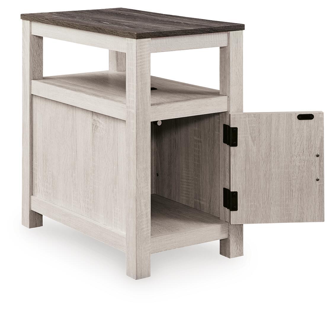 Fendenmore - Chair Side End Table by Ashley – view 8