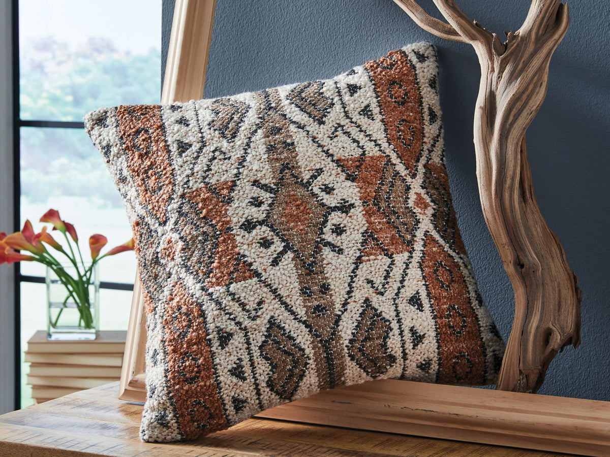 Kierenworth - Pillow by Ashley – view 3