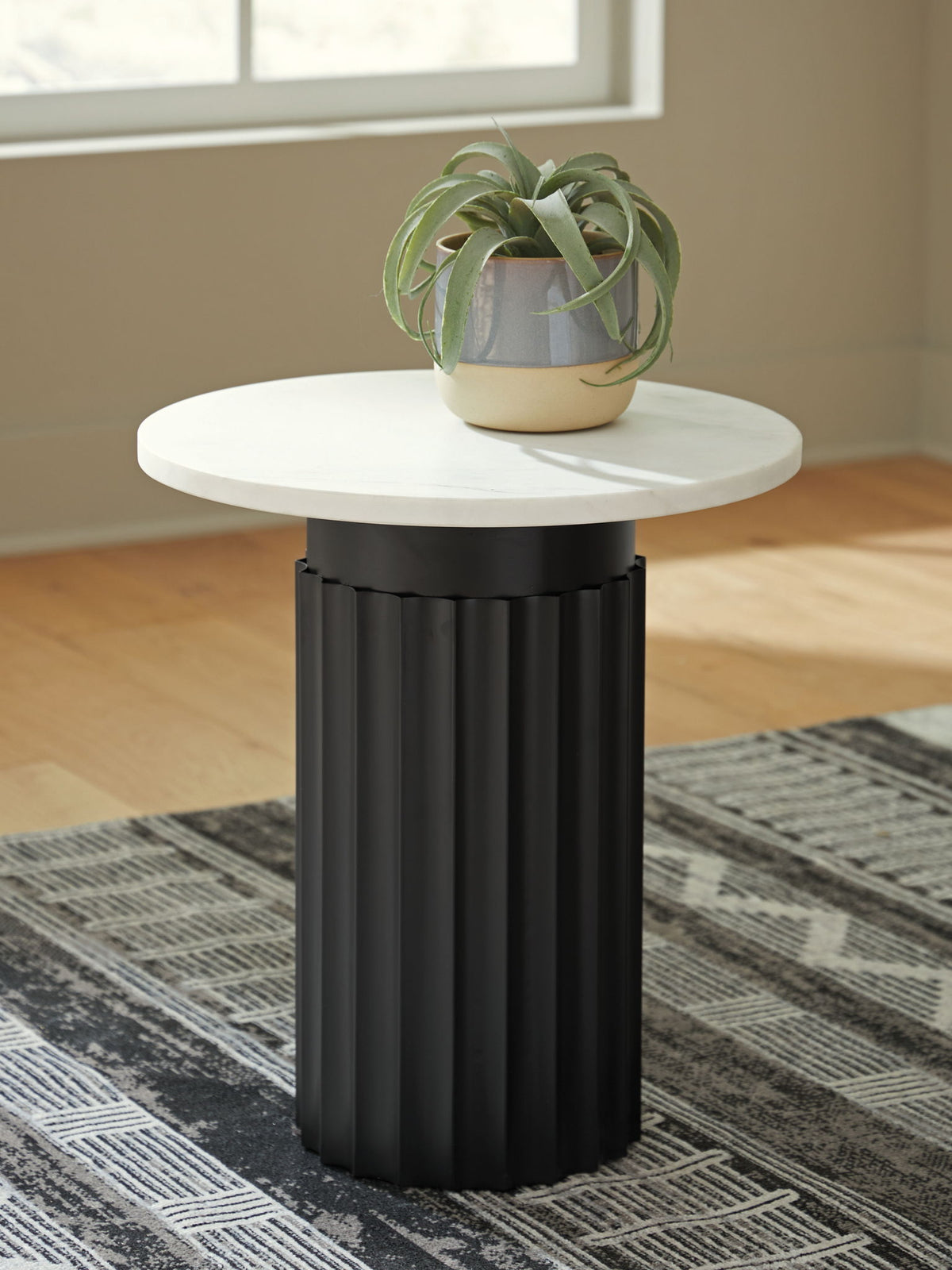 Wainstone - Accent Table - Black / White by Ashley – view 3