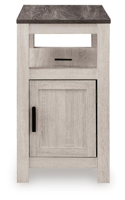 Fendenmore - Chair Side End Table by Ashley – view 9