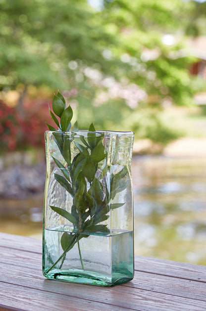 Taylow - Vase by Ashley – view 8
