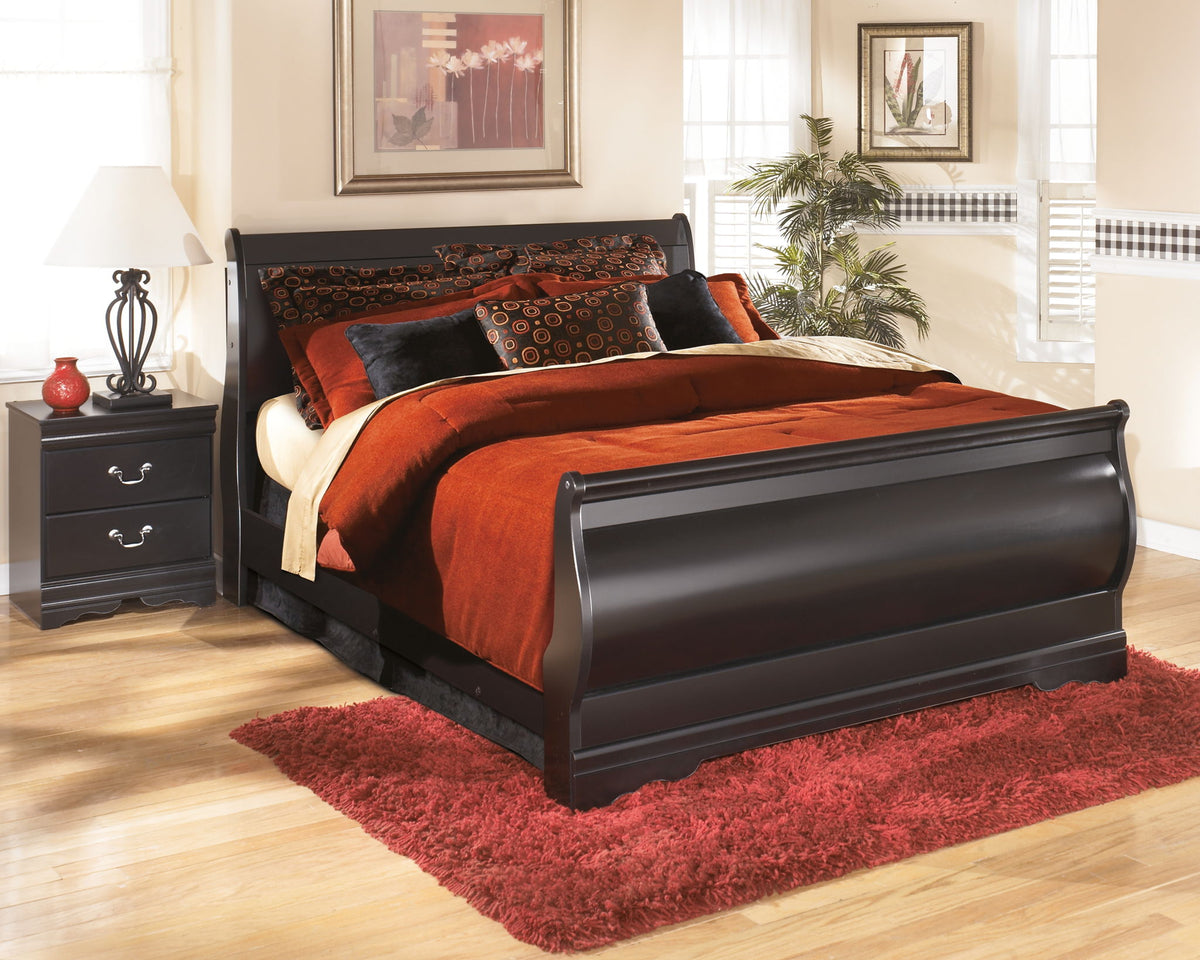 Huey Vineyard - Bedroom Set by Ashley – view 3