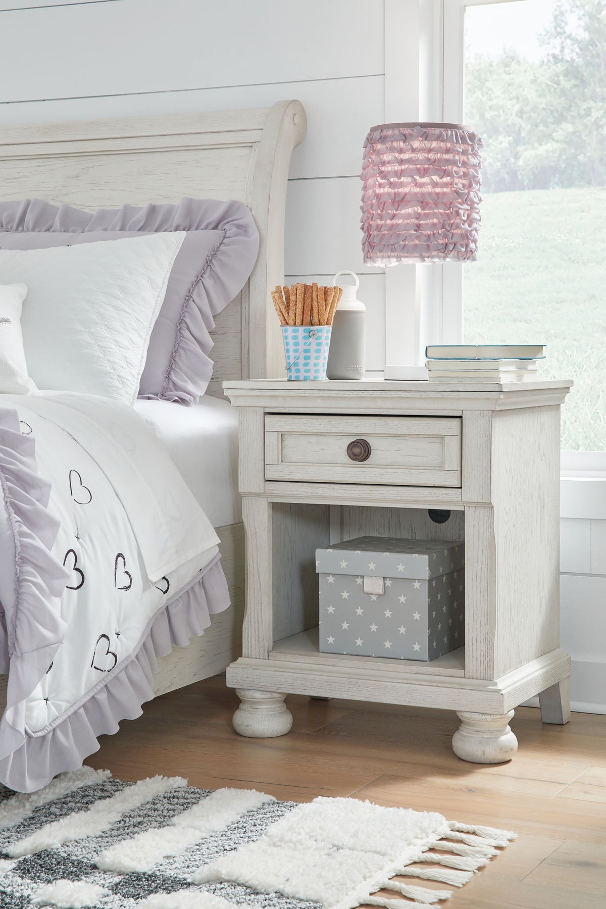 Robbinsdale - One Drawer Night Stand - Antique White by Ashley – view 4