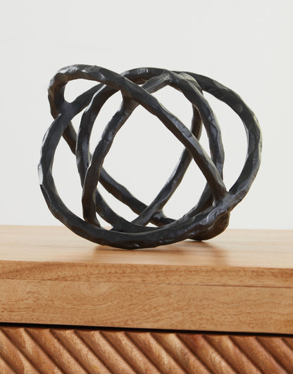 Barlee - Sculpture by Ashley – view 3