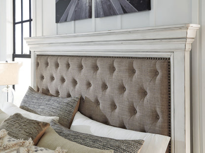 Kanwyn - Upholstered Panel Bed – view 9