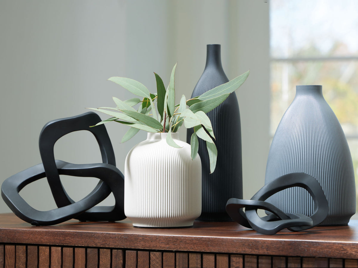 Leithick - Accessory Set (Set of 5) - Black / Tan / Gray by Ashley – view 2