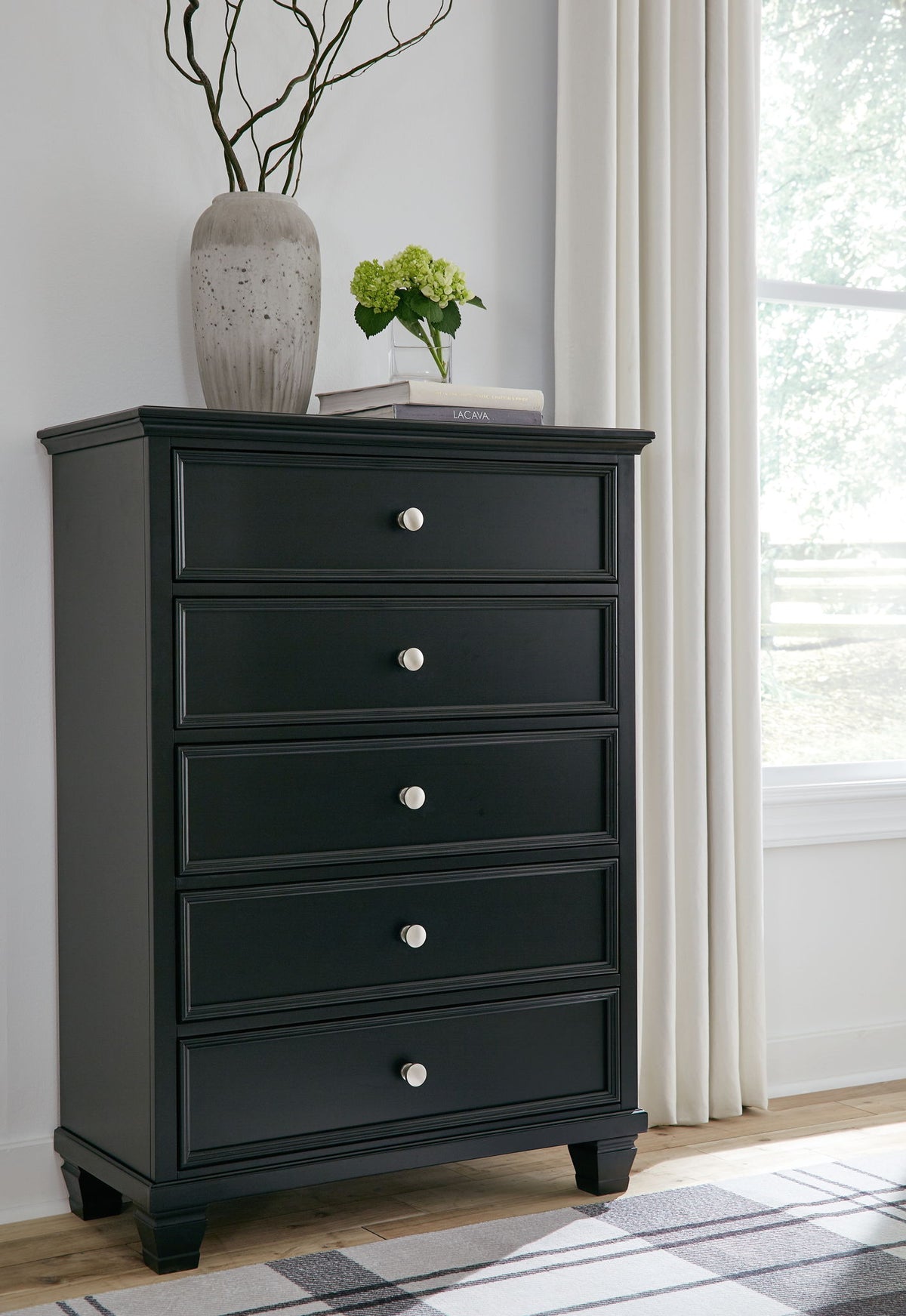 Lanolee - Five Drawer Chest - Black by Ashley – view 2