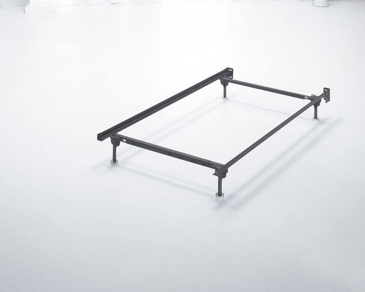 Derekson - Headboard With Bed Frame – view 2