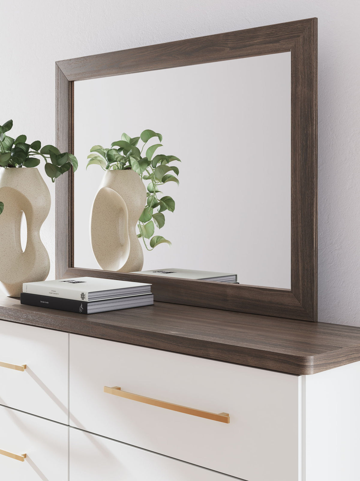 Kendanport - Bedroom Mirror - Brown by Ashley – view 3