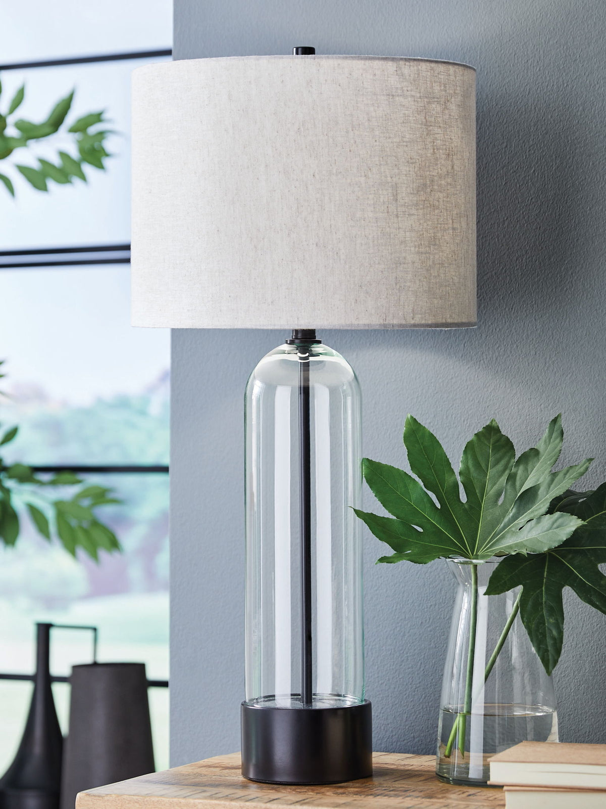 Kerrbrook - Glass Table Lamp - Clear / Black by Ashley – view 3
