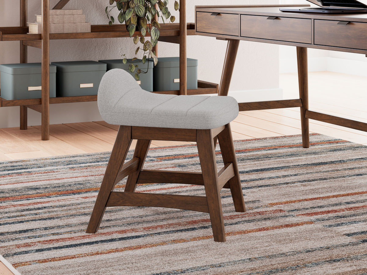 Lyncott - Home Office Desk Chair - Light Gray / Brown by Ashley – view 3