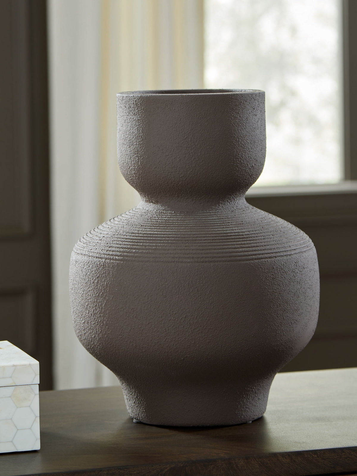 Dalsen - Vase by Ashley – view 5
