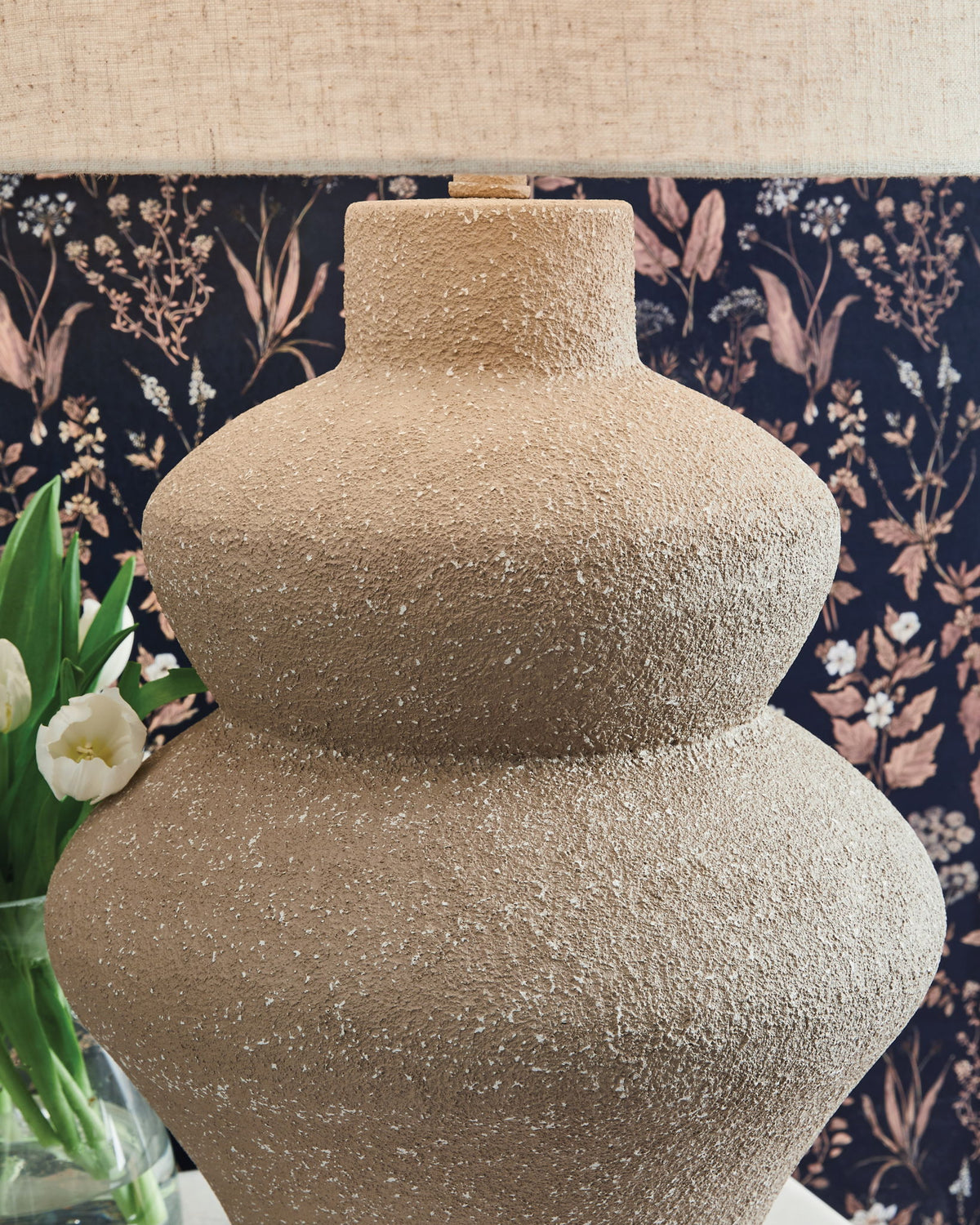 Jossleigh - Metal Table Lamp - Beige by Ashley – view 3