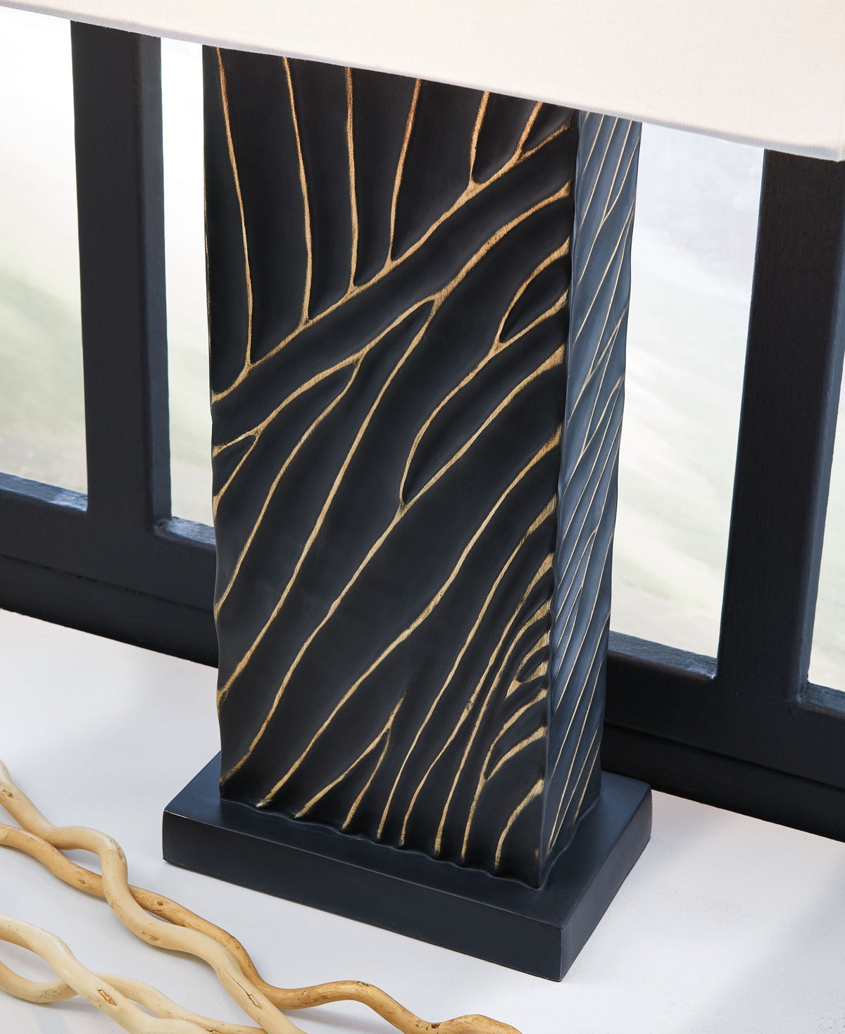Bartlen - Poly Table Lamp - Black / Gold Finish by Ashley – view 3