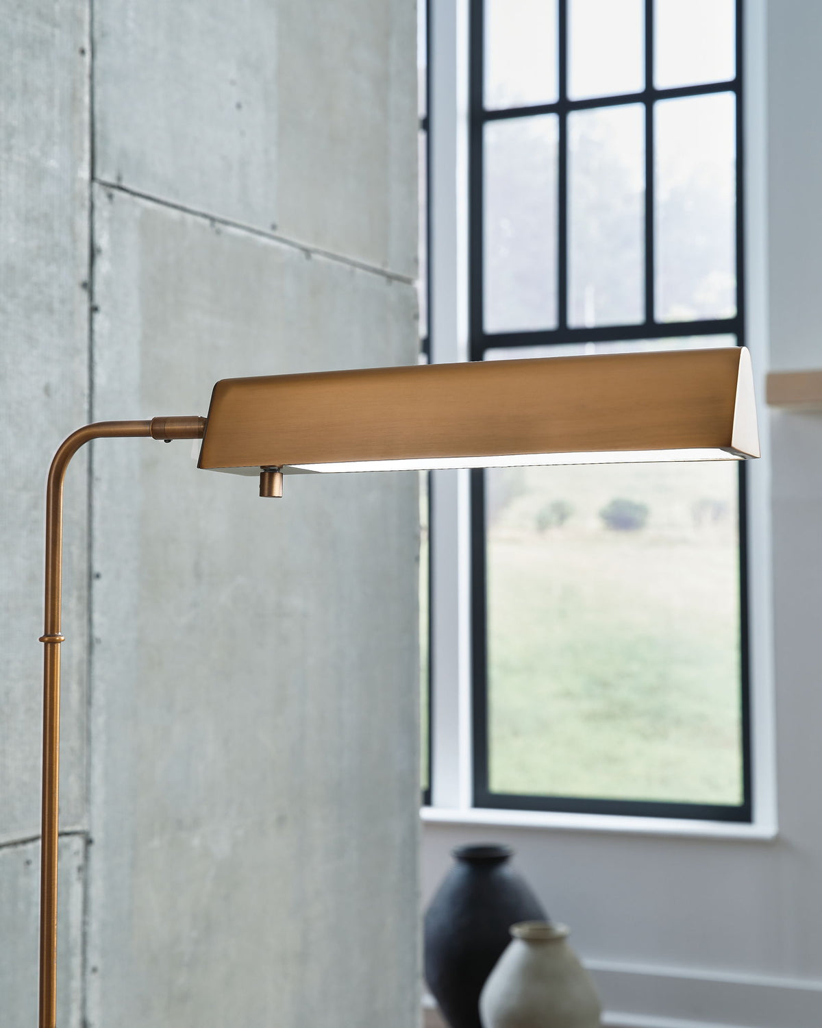 Yafe - Metal Lamp by Ashley – view 7