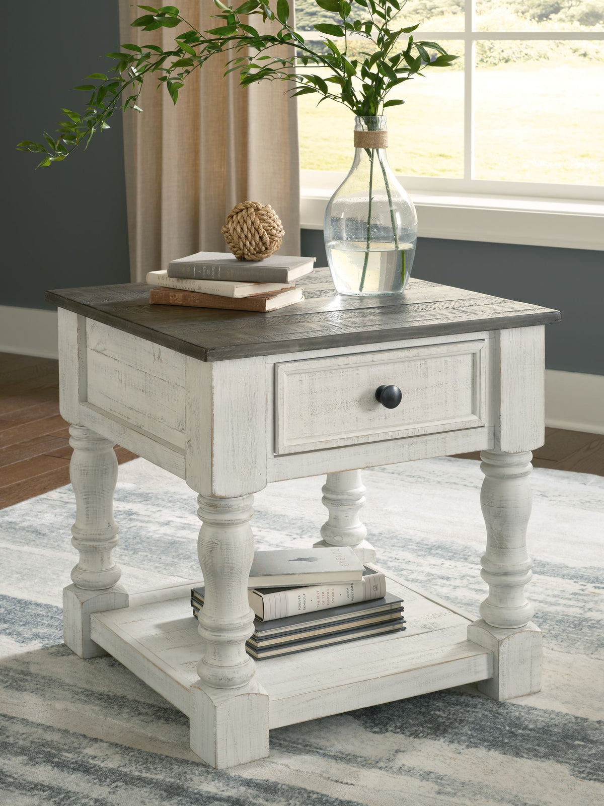 Havalance - Square End Table - White / Gray by Ashley – view 2