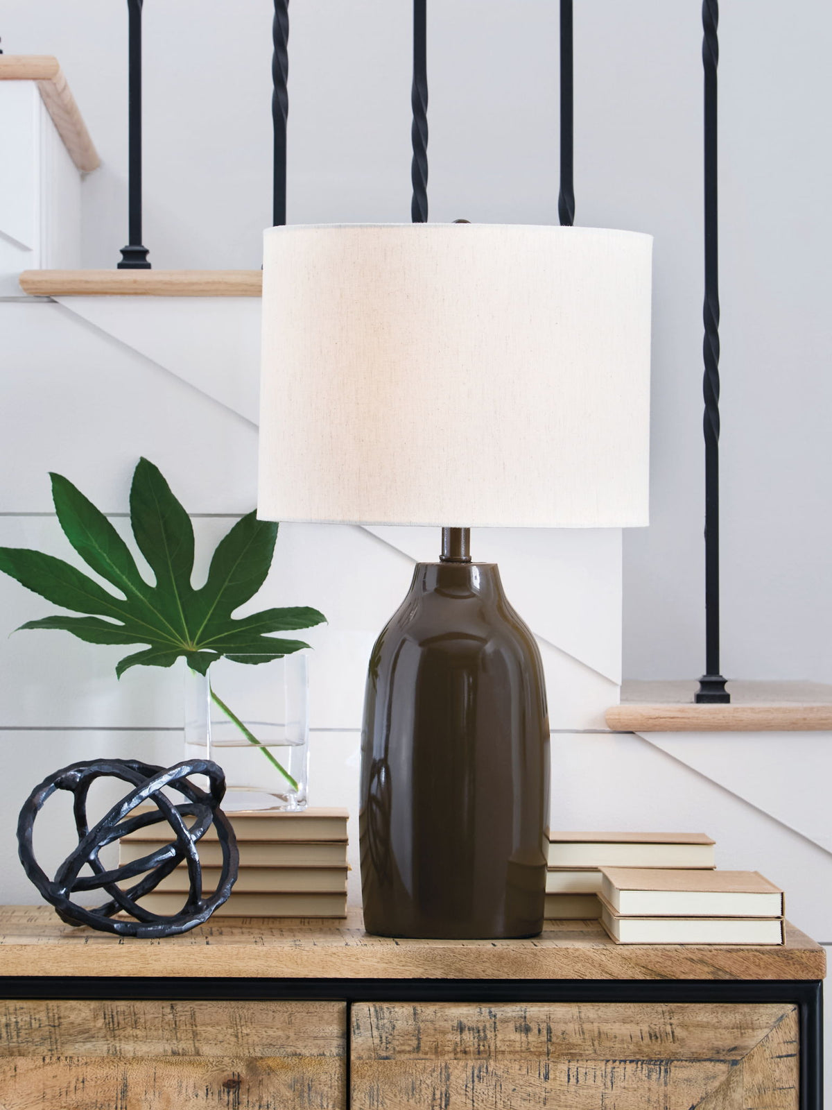 Jyler - Terracotta Table Lamp - Brown by Ashley – view 3