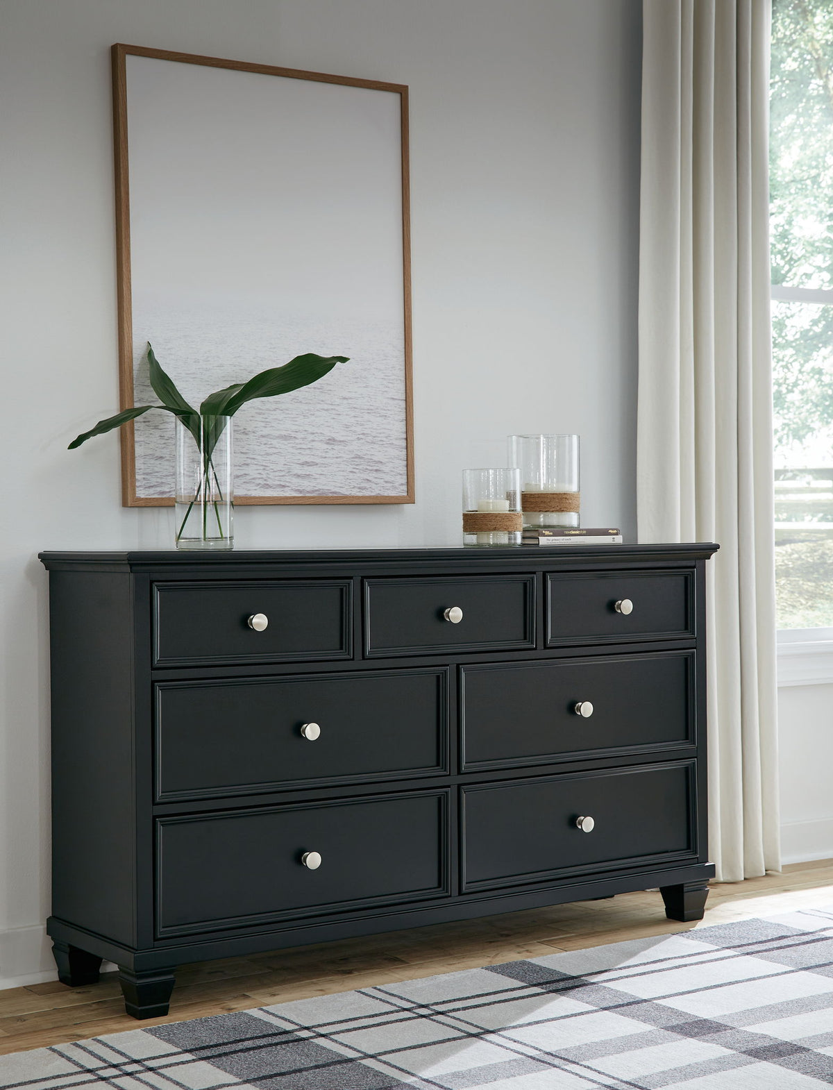 Lanolee - Panel Bedroom Set by Ashley – view 3