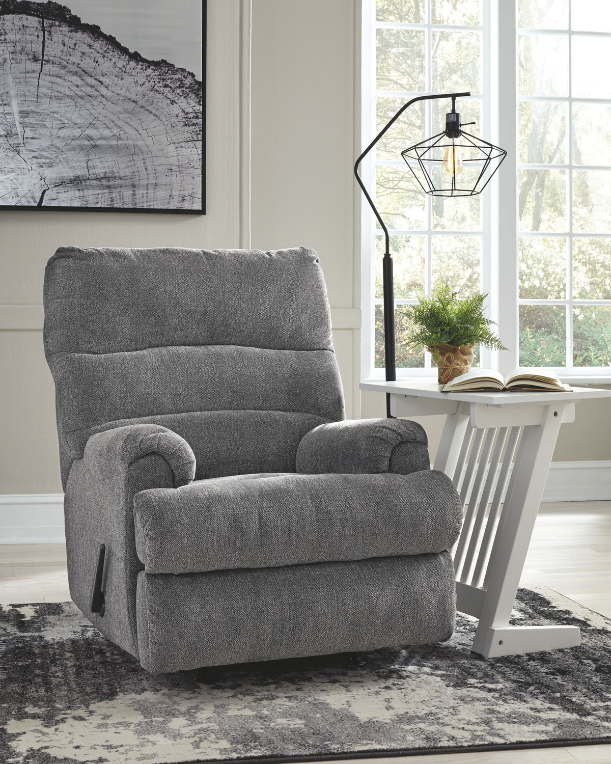 Man Fort - Rocker Recliner by Ashley – view 6