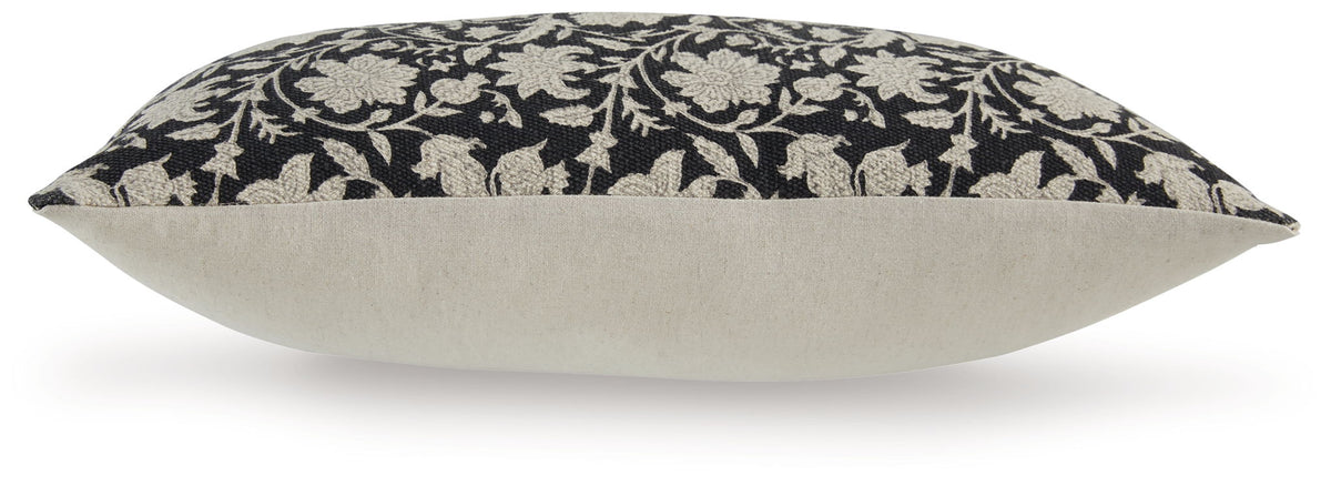 Alanderson - Pillow by Ashley – view 4
