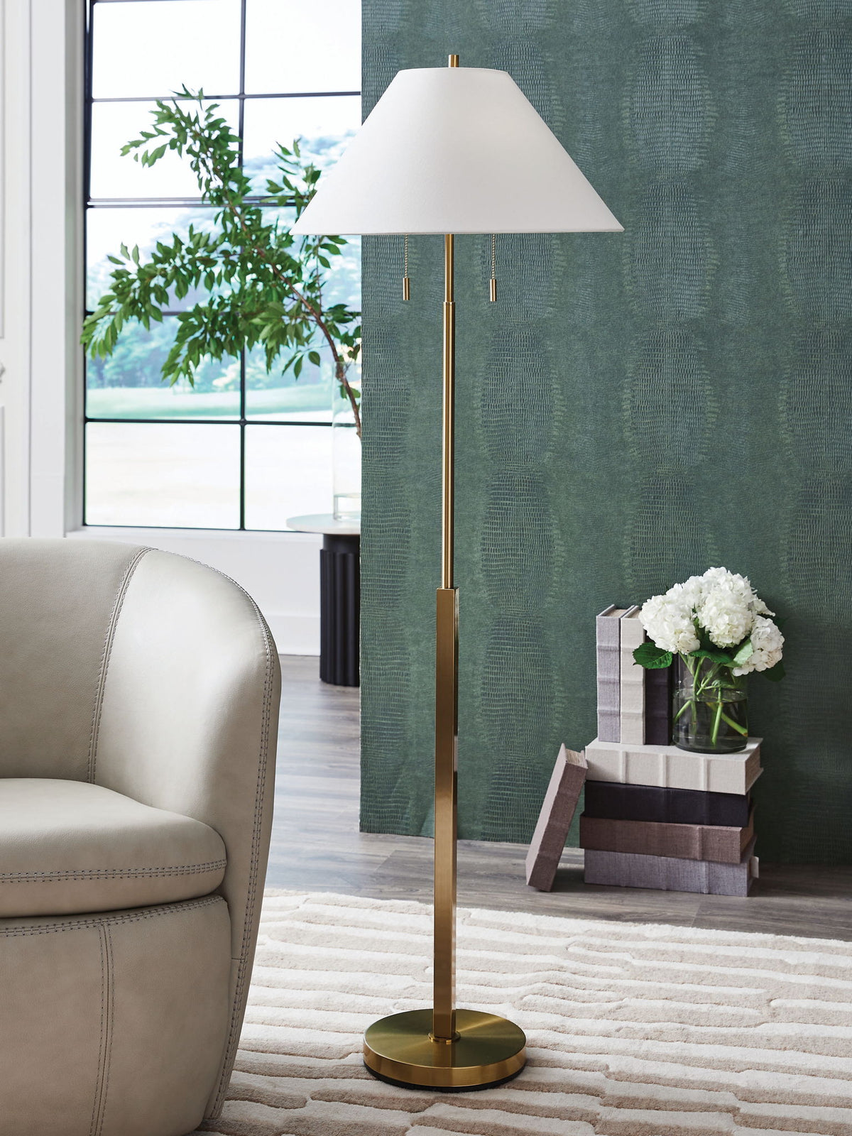 Haigwood - Metal Lamp by Ashley – view 5