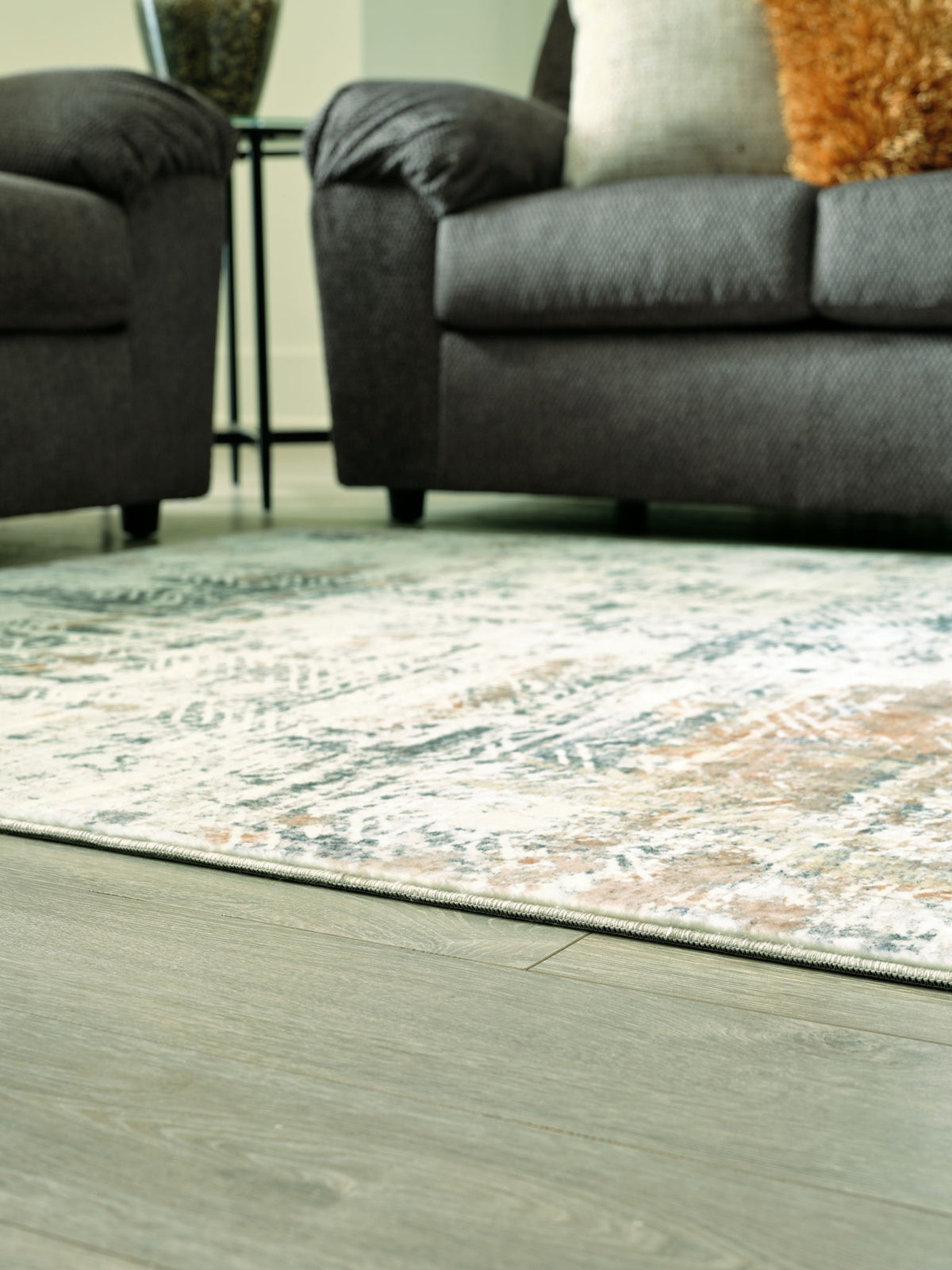 Redlings - Area Rug by Ashley – view 4