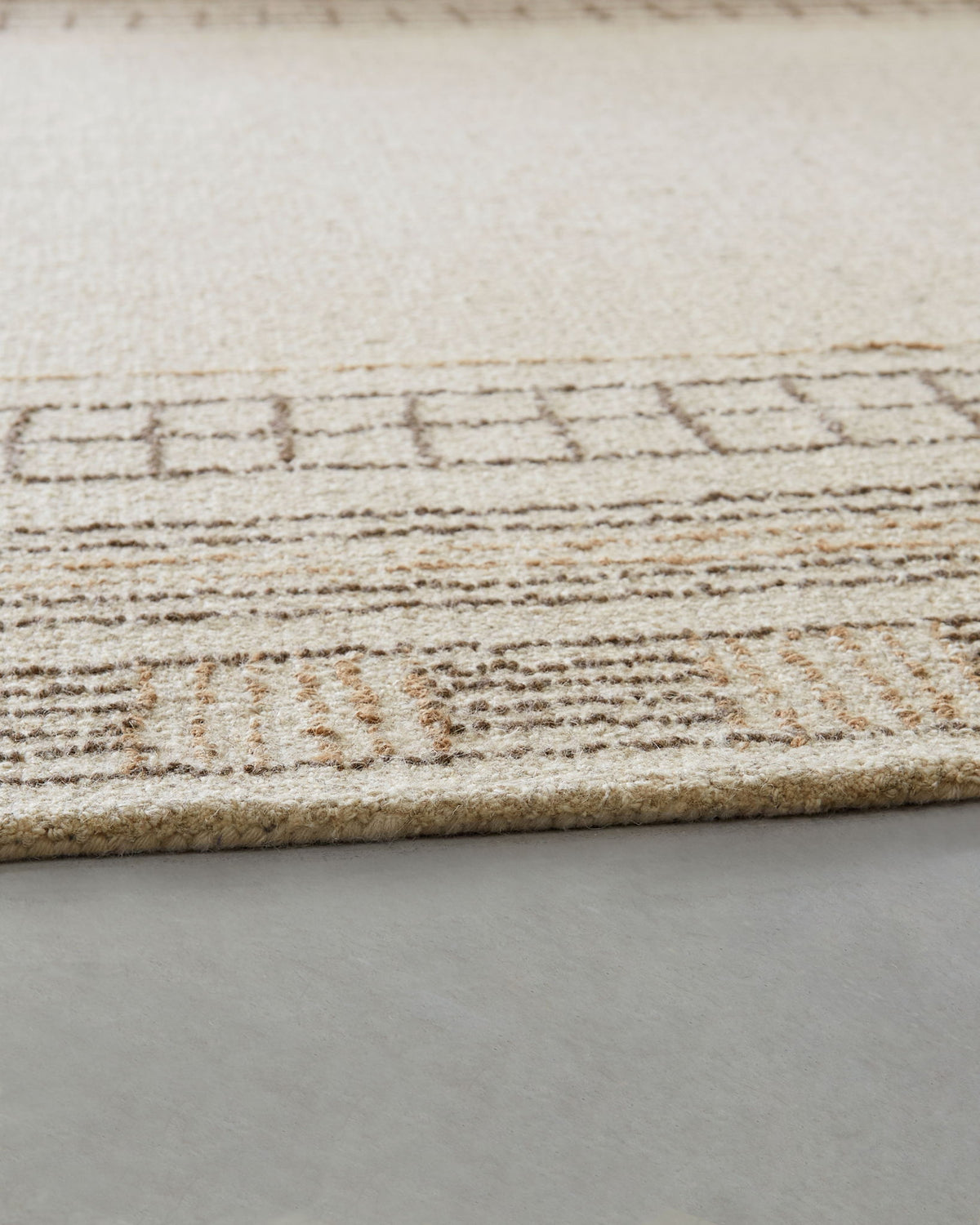 Idaman - Rug by Ashley – view 4