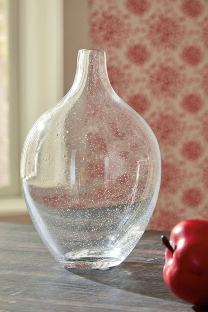 Kurthorne - Vase by Ashley – view 8