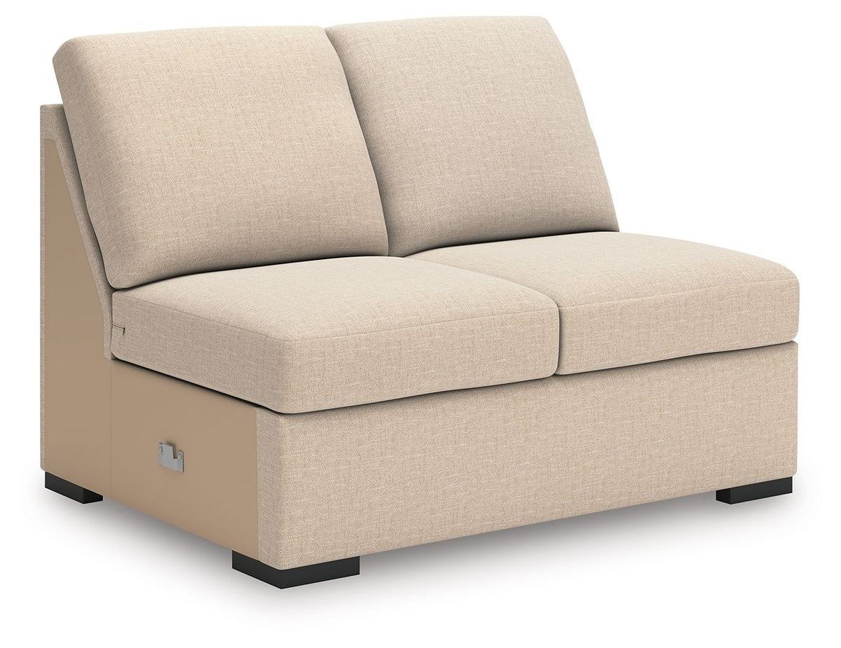 LadyMae - 4 Piece Sectional – view 9